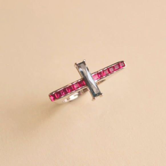 Illyria White Gold Ring