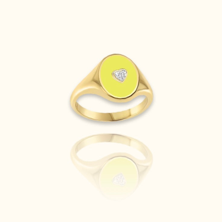 Buttercup Signet Luxury Diamond Ring