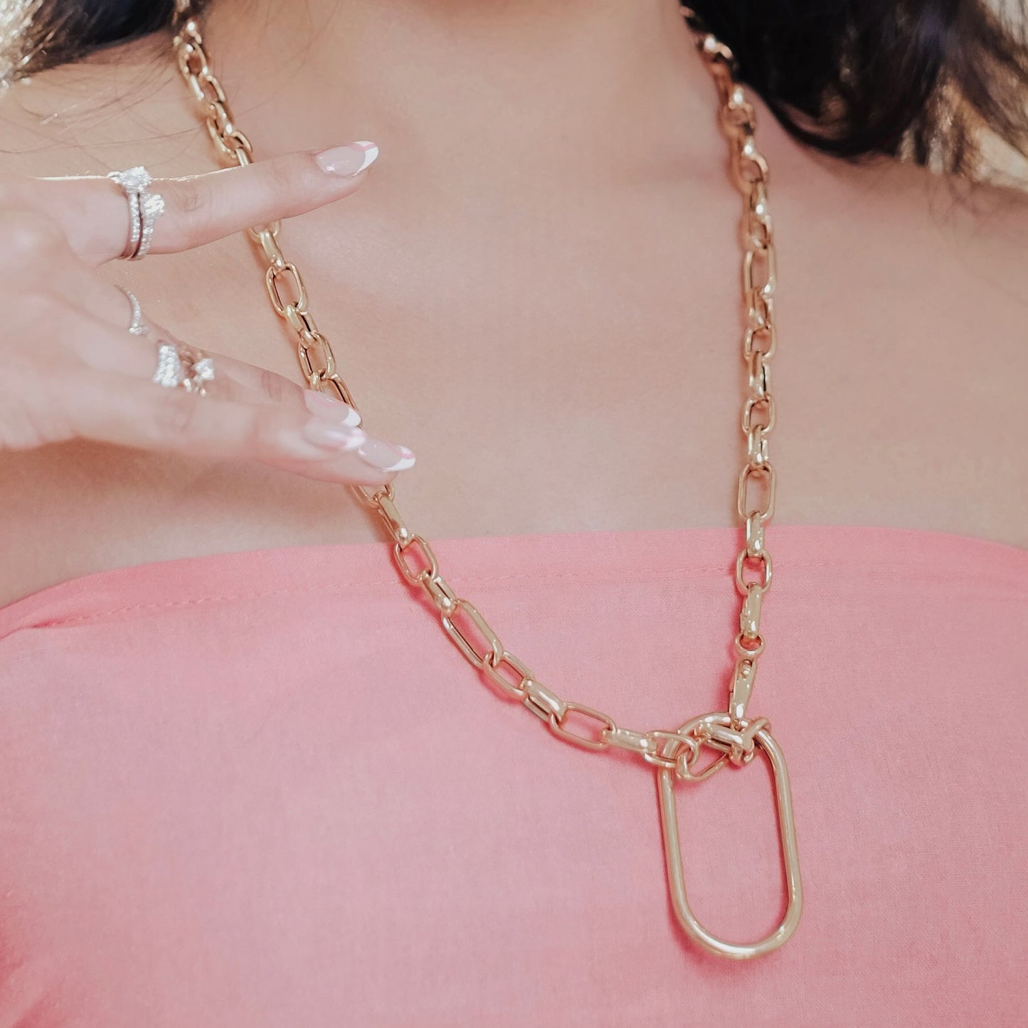 Marcia Chain Rose Hollow Gold Necklace.