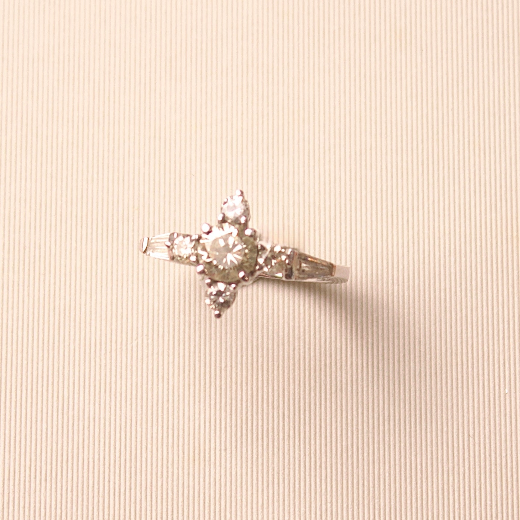 Esperanza The Great Luxury Diamond Ring