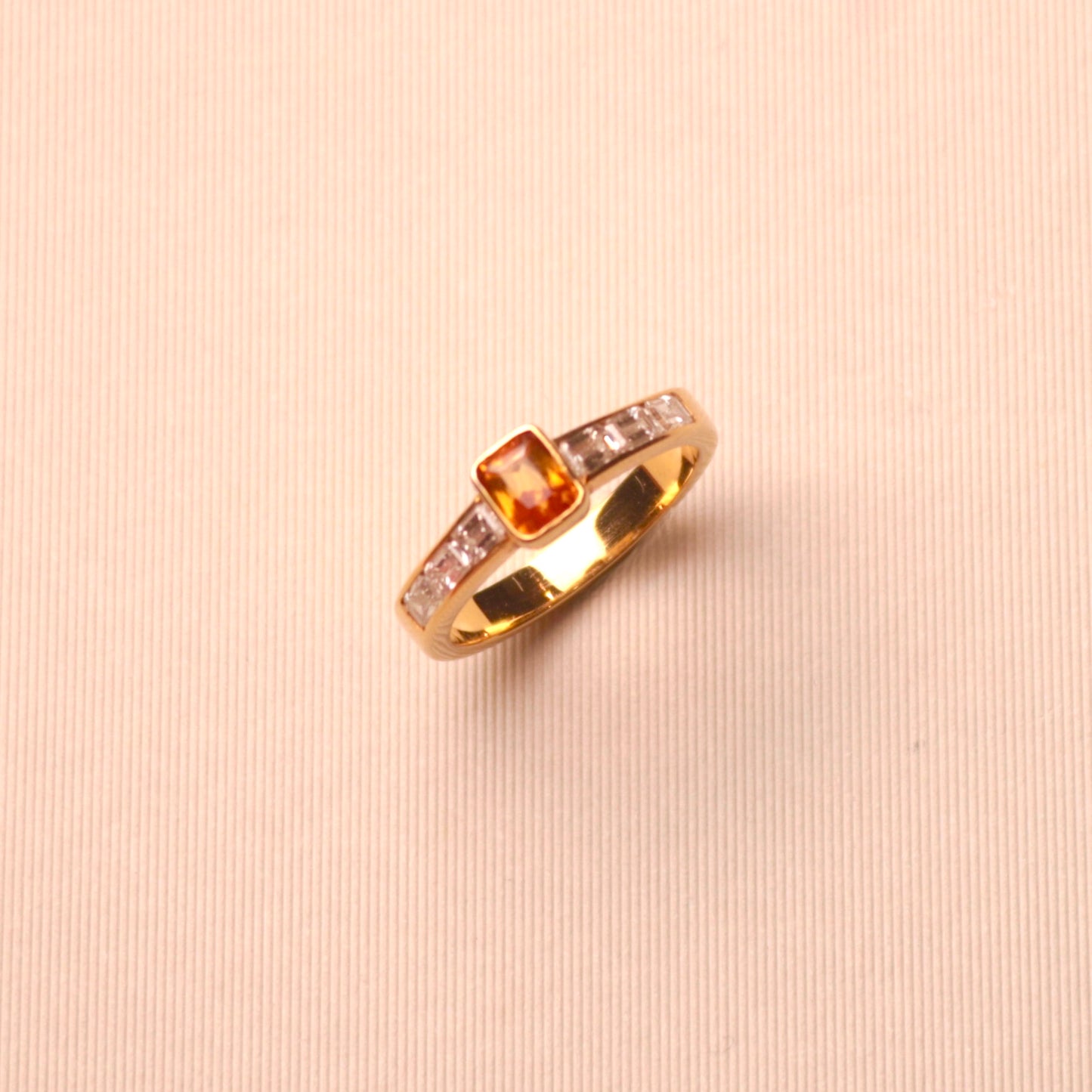 Orangiana Yellow Gold Ring